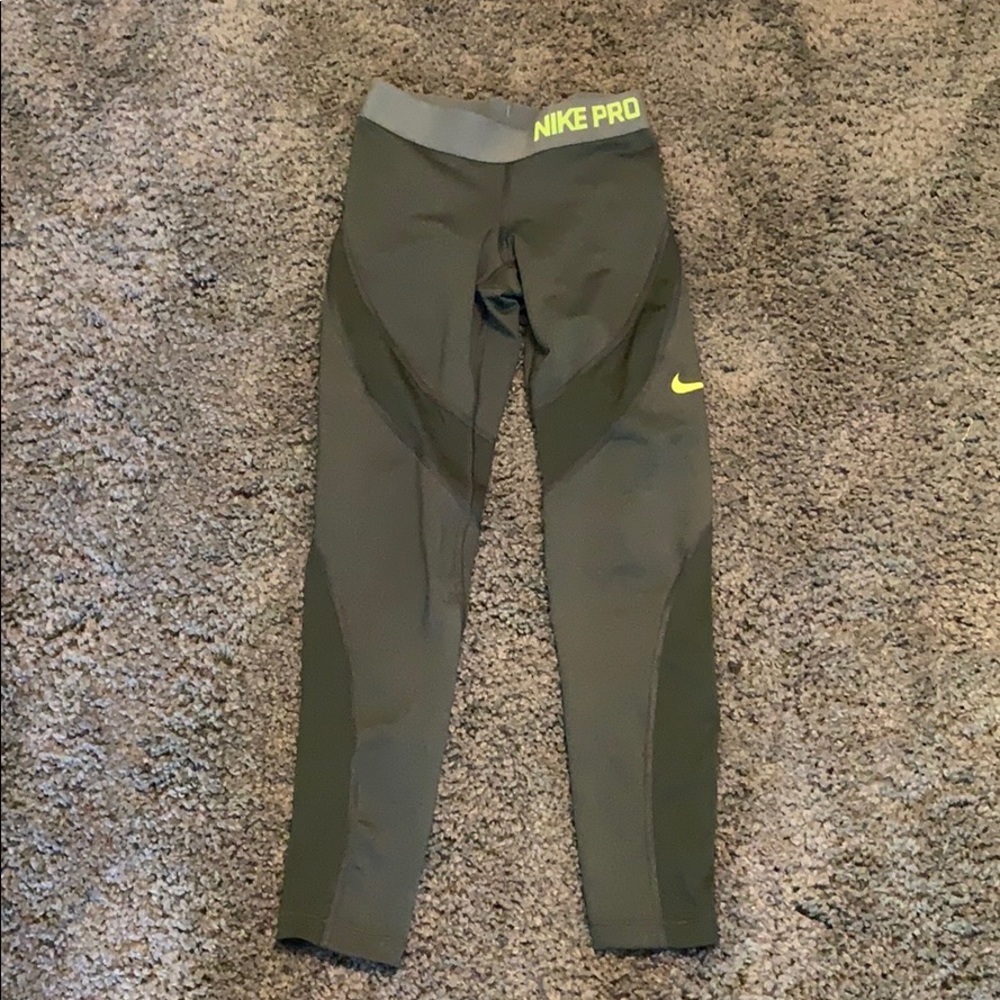 Nike pro leggings